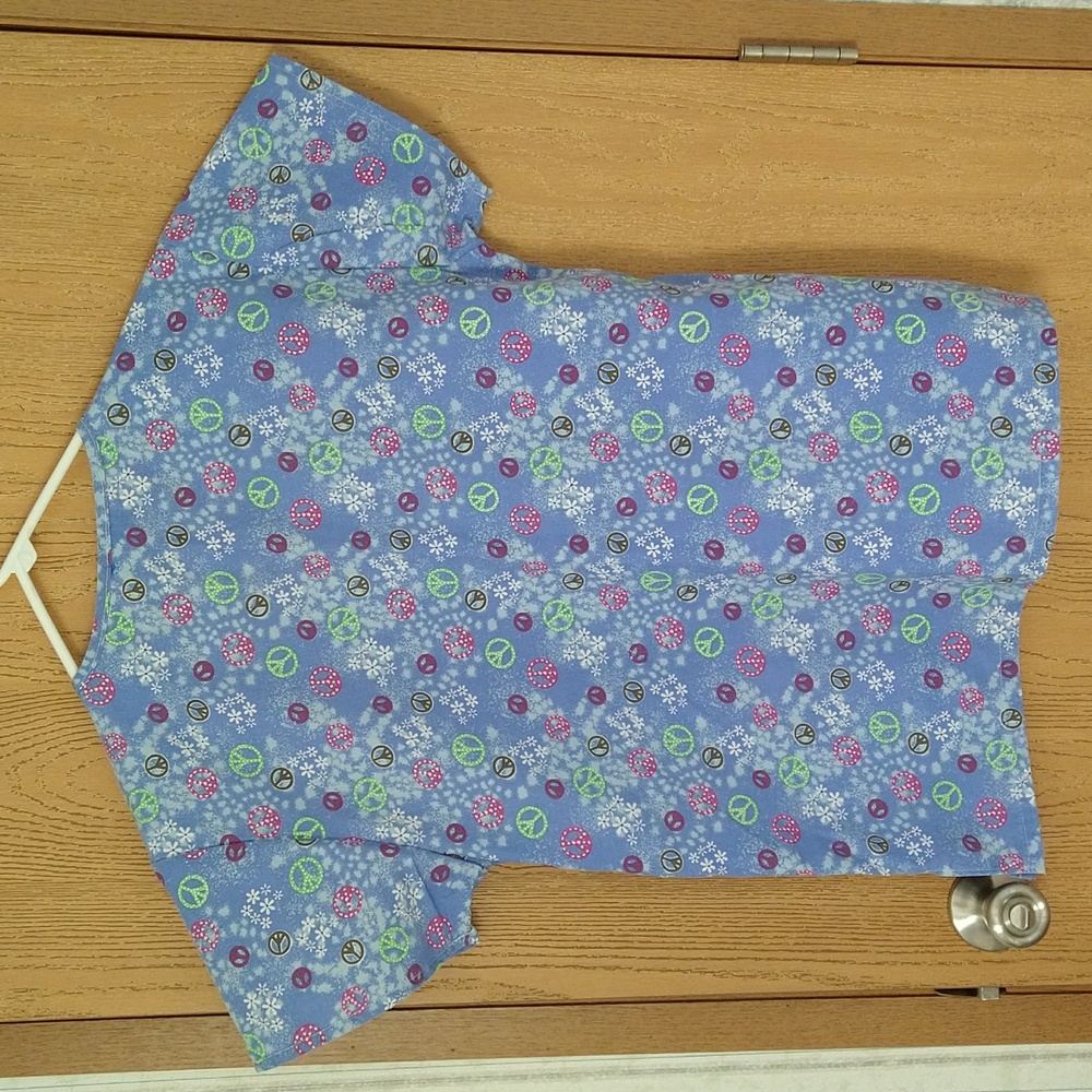 Absolute Scrub Top - Picture 6 of 9